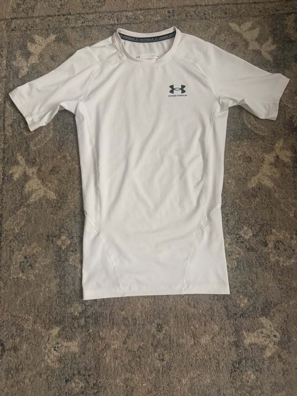 Under Armour HeatGear Compression Shirt Size S White Short Sleeve